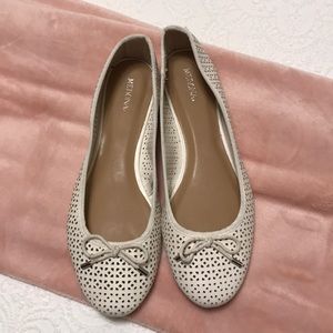 White flats